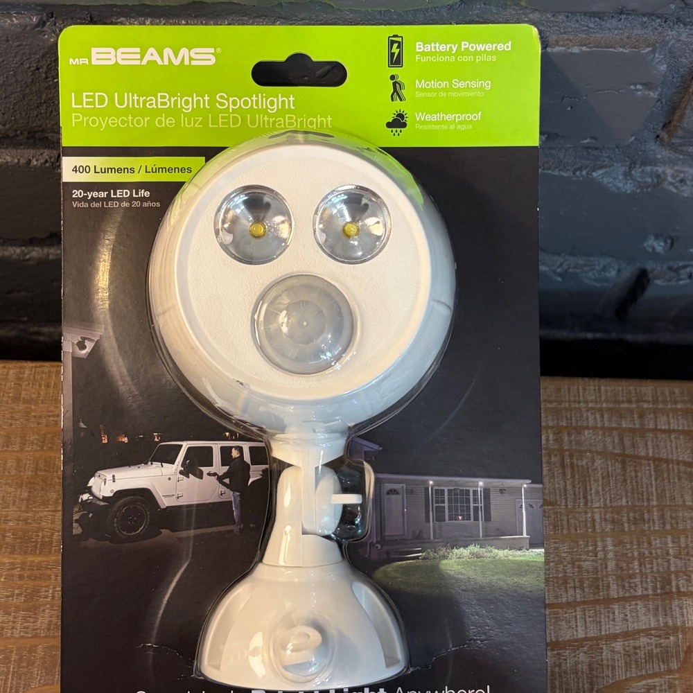 Mr Beams LED UltraBright Spotlight 400 Lumens Motion Sensing White MB380-WHT